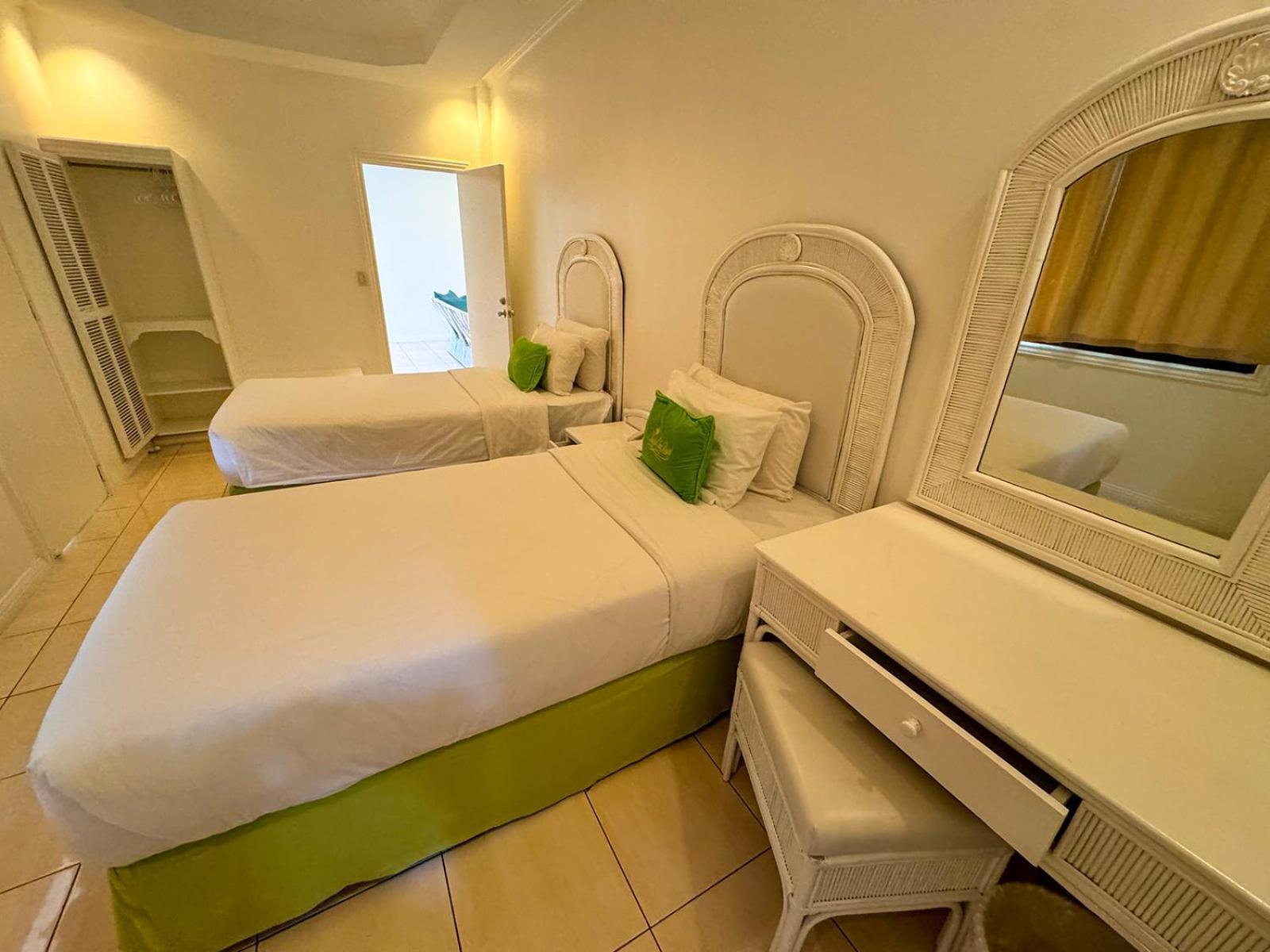 Pacific Cebu Resort Мактан Экстерьер фото