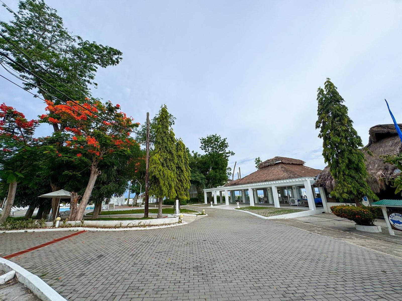 Pacific Cebu Resort Мактан Экстерьер фото