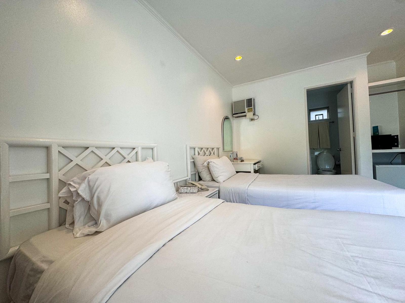 Pacific Cebu Resort Мактан Экстерьер фото